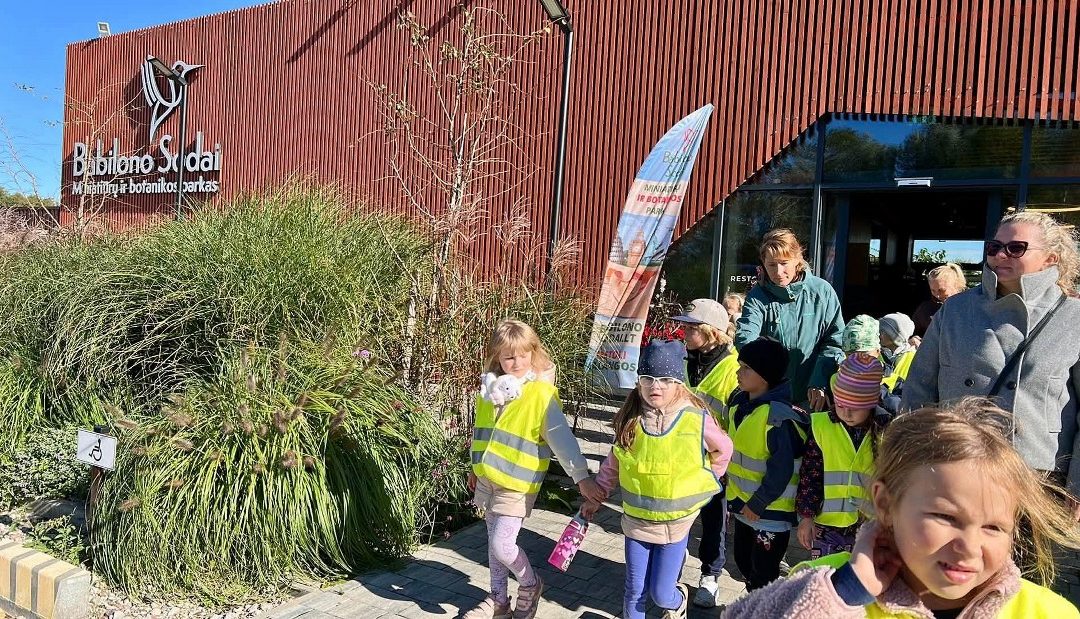 Išvyka į miniatiūrų ir botanikos parką ,,Babilono sodai”